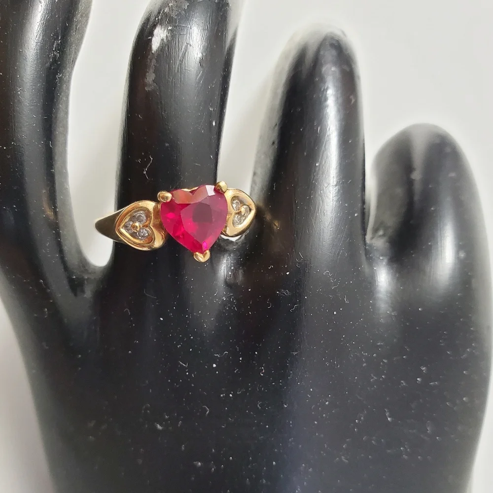 10K Gold Heart Ruby & Diamond Ring